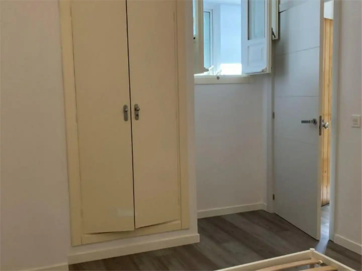 Bedroom of Flat for sale in Sevilla  with Air Conditioner and Parquet flooring