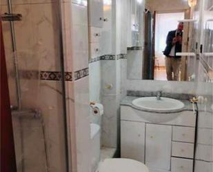 Bany de Àtic en venda en  Barcelona Capital amb Terrassa
