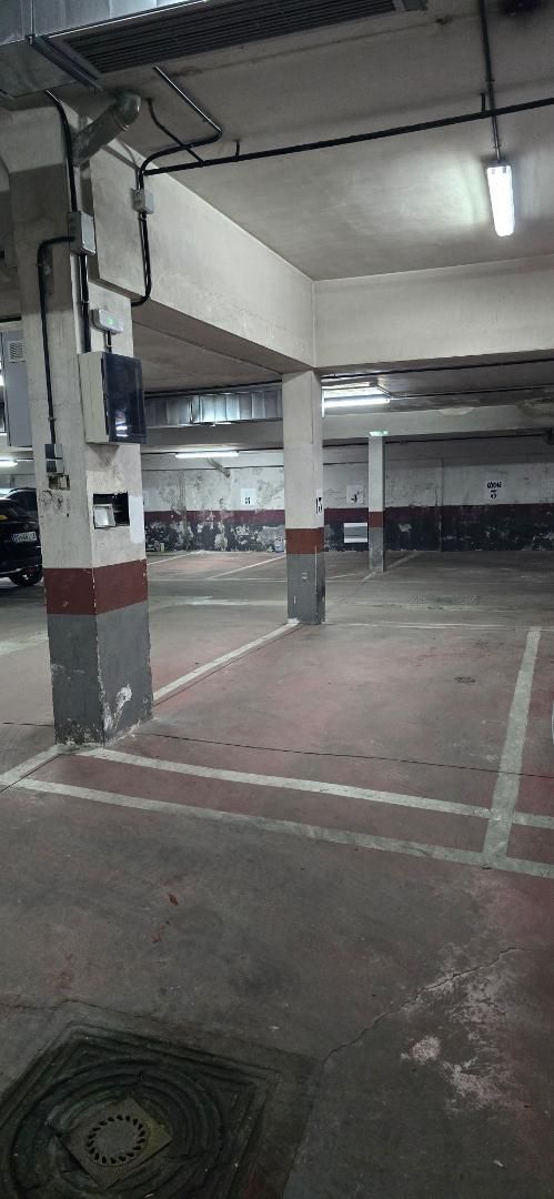 Parking of Garage for sale in  Madrid Capital