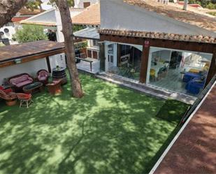 Jardí de Casa adosada en venda en Orihuela amb Terrassa i Piscina