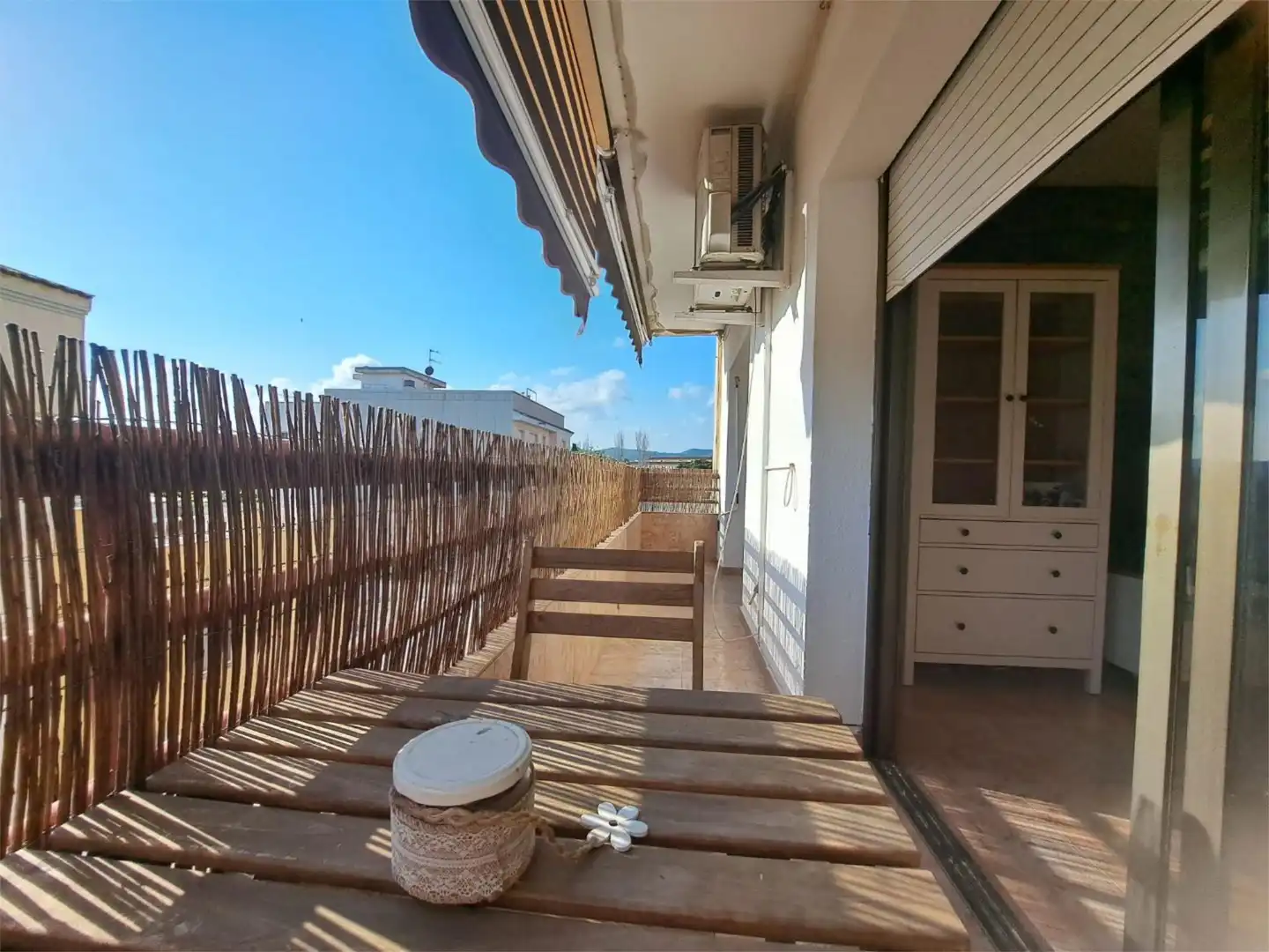 Flat for sale in Carrer de Torres Quevedo, 18, Les Roquetes Exterior view of Flat for sale in Sant Pere de Ribes with Air Conditioner, Heating and Balcony