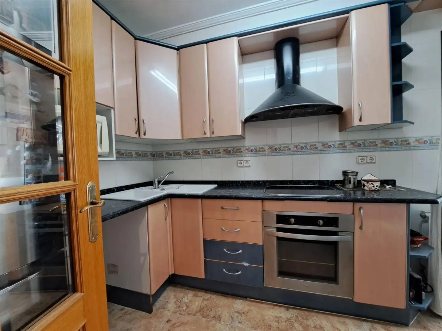 Flat for sale in Carrer de Torres Quevedo, 18, Les Roquetes Kitchen of Flat for sale in Sant Pere de Ribes with Air Conditioner, Heating and Balcony