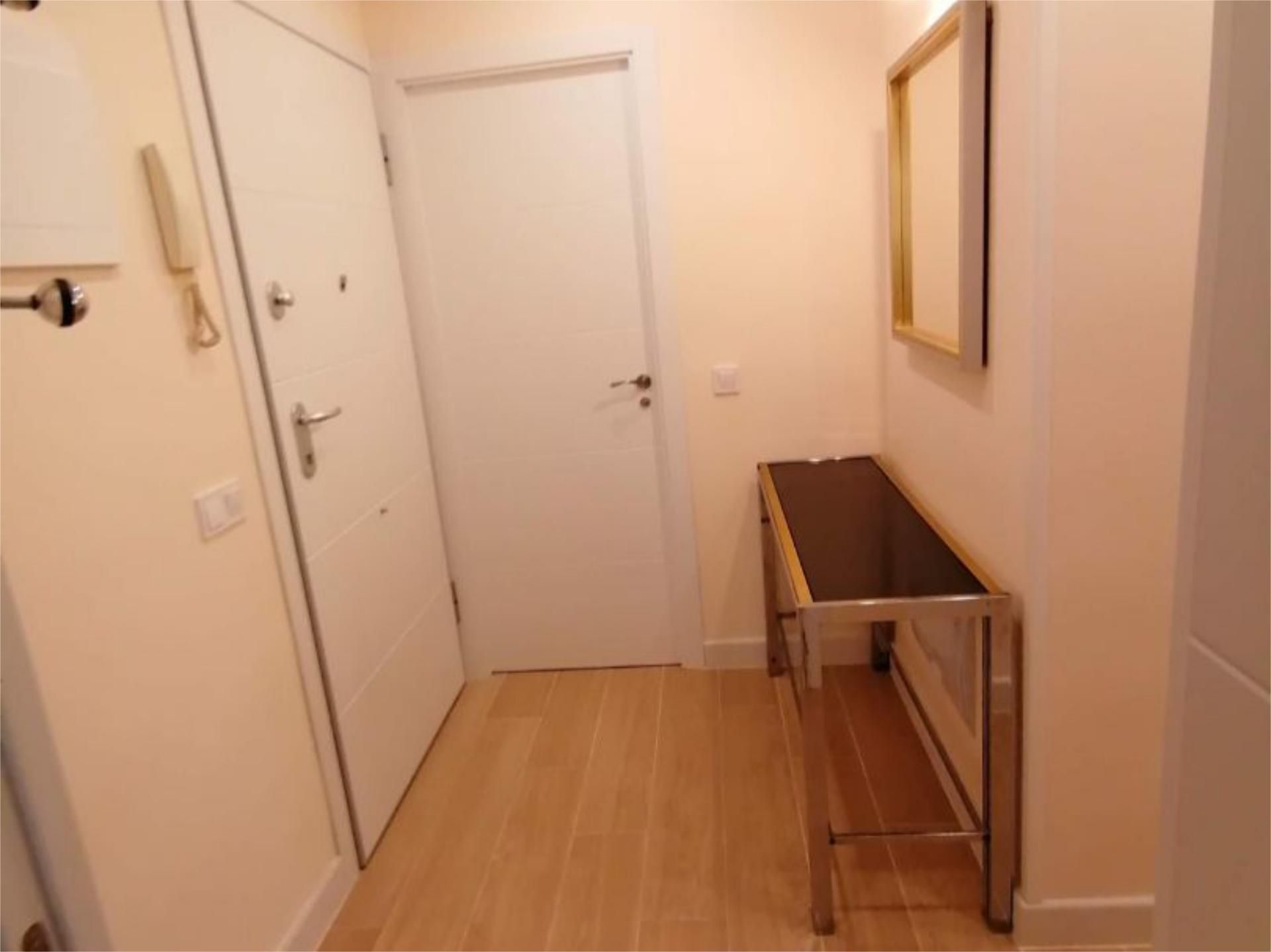 Flat to rent in  Madrid Capital  with Heating, Private garden and Furnished