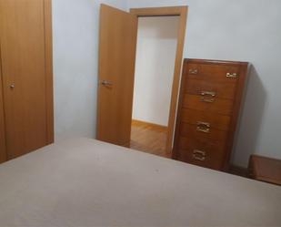 Bedroom of Flat to rent in Burgos Capital
