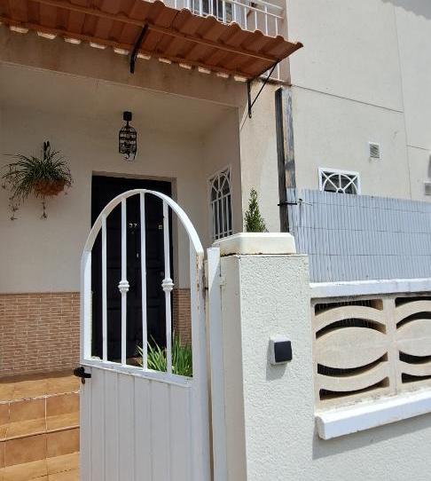 Photo 1 of Single-family semi-detached for sale in Calle Oro, 1, Domingo Pérez, Toledo