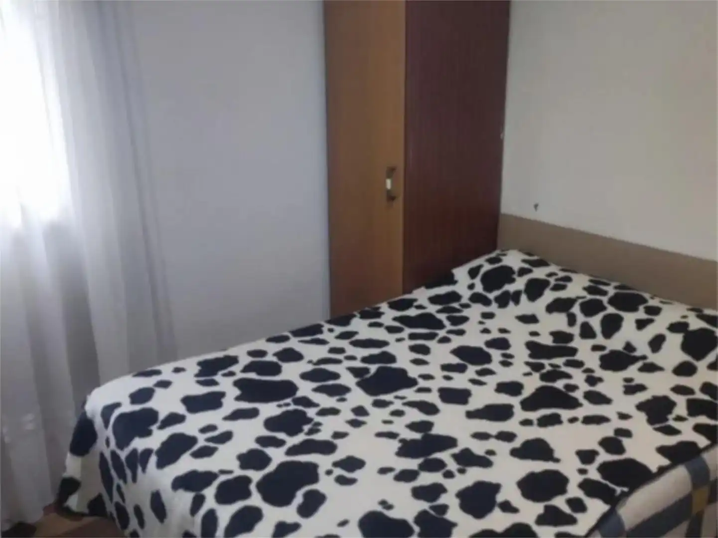 Houses for sale in Calle Ramón y Cajal, 10, Riolobos Bedroom of Houses for sale in Riolobos with Swimming Pool