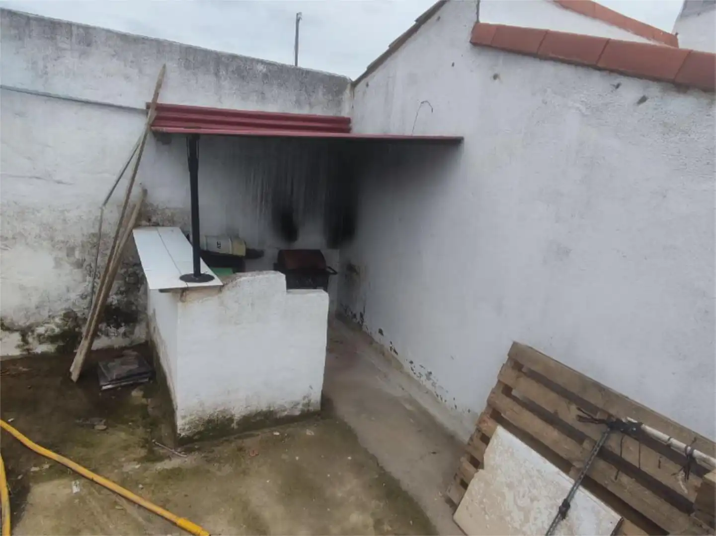 Houses for sale in Calle Ramón y Cajal, 10, Riolobos Houses for sale in Riolobos with Swimming Pool