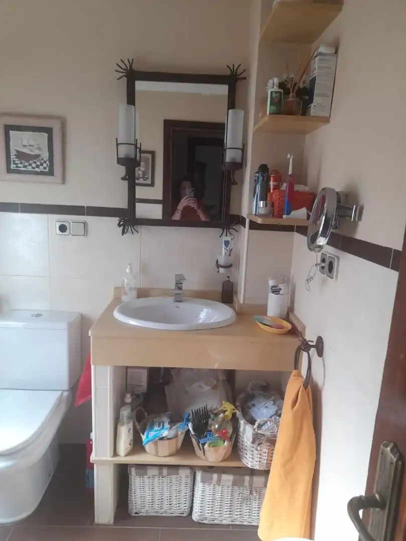Badezimmer von Wohnung zum Verkauf in  Madrid Capital mit Klimaanlage
