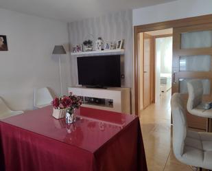 Living room of Flat to rent in El Carpio  with Air Conditioner, Heating and Parquet flooring