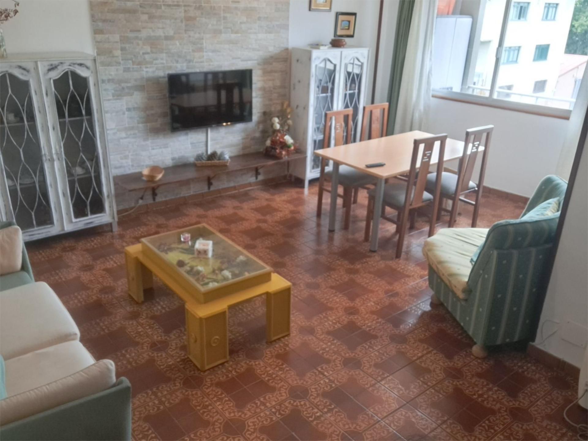 Living room of Flat for sale in Arteixo  with Balcony