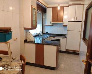 Kitchen of Flat to rent in Pontevedra Capital 
