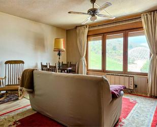 Living room of Flat for sale in Cerezo de Arriba  with Heating