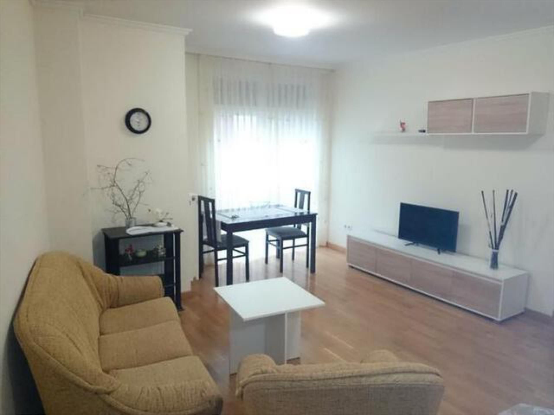 Sala d'estar de Apartament de lloguer en Lugo Capital amb Calefacció i Moblat