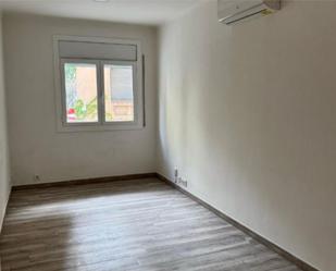 Bedroom of Flat to rent in  Barcelona Capital  with Air Conditioner