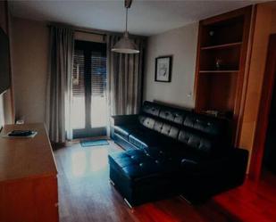 Sala d'estar de Apartament de lloguer en Sierra Nevada amb Calefacció, Terrassa i Moblat