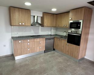 Cuina de Dúplex de lloguer en Llinars del Vallès amb Aire condicionat i Balcó