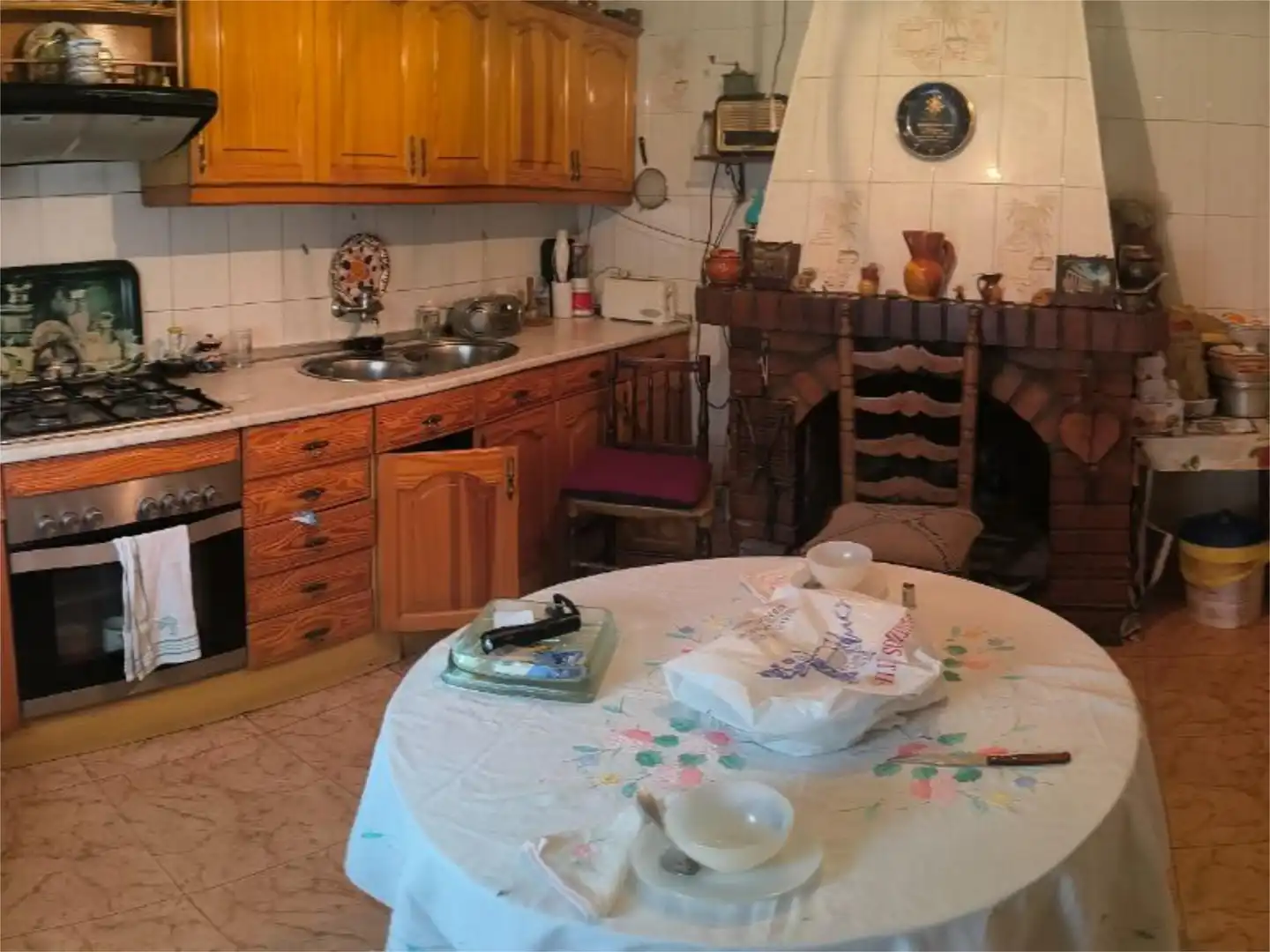 Küche von Wohnung zum Verkauf in Hijes mit Heizung, Privatgarten und Terrasse