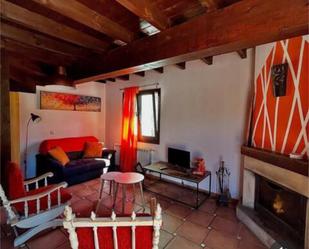 Sala d'estar de Apartament de lloguer en Cangas de Onís