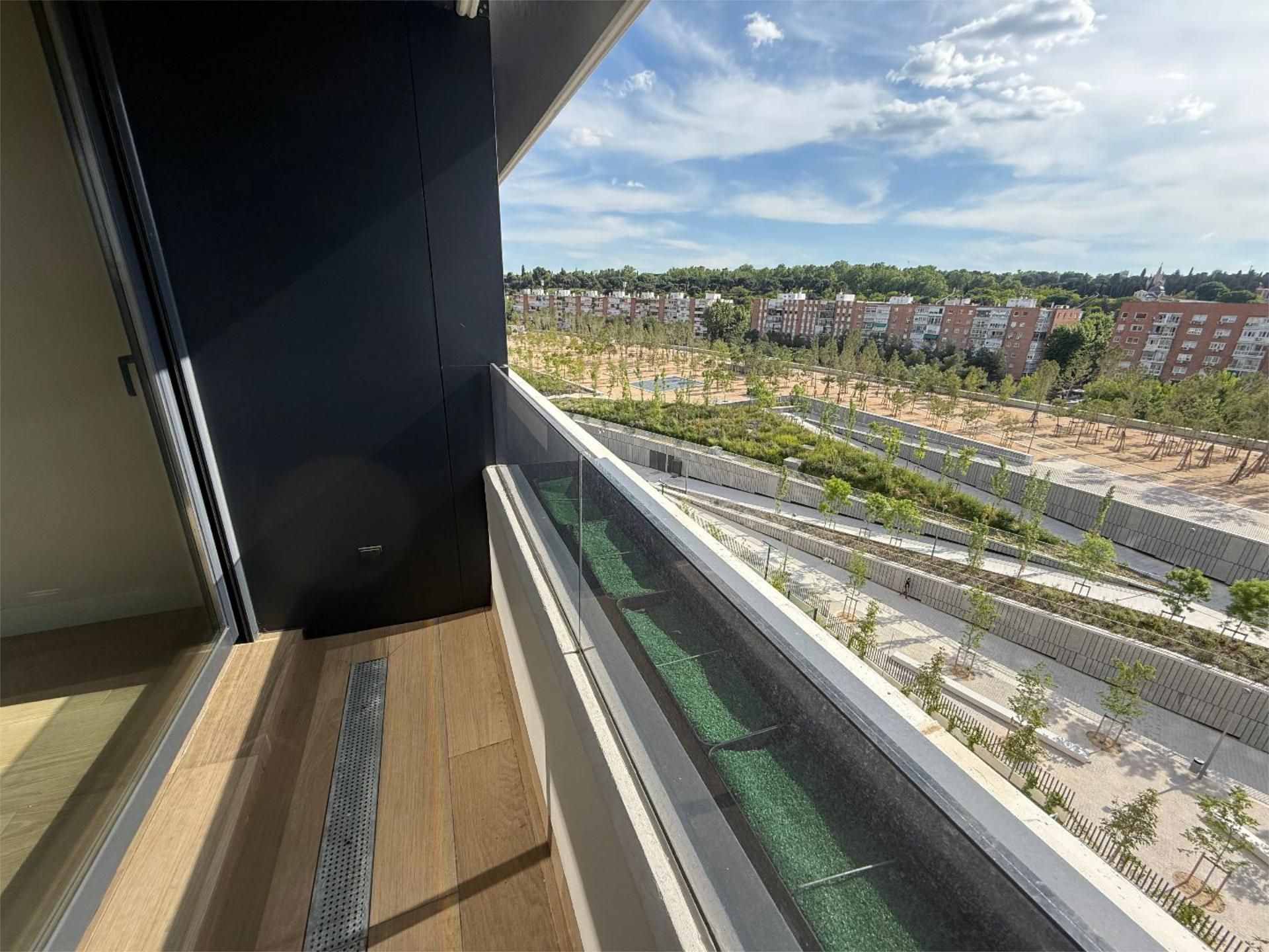 Balcony of Flat for sale in  Madrid Capital  with Air Conditioner, Terrace and Swimming Pool