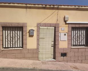 Vista exterior de Planta baixa en venda en Monóvar  / Monòver amb Aire condicionat, Calefacció i Forn
