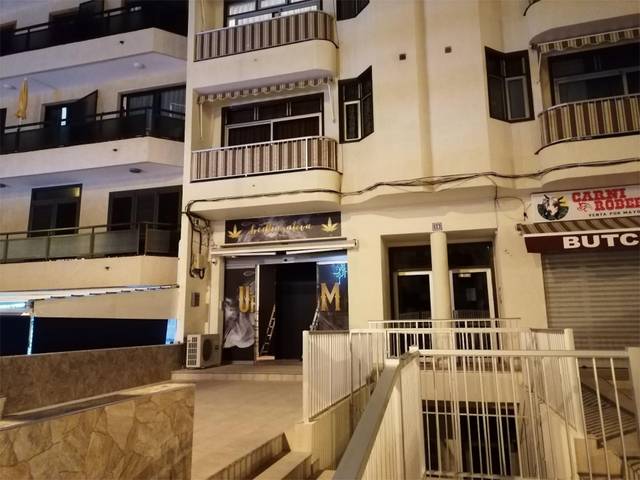 Local comercial en Alquiler en Calle del Valle Menéndez, 18 en Los Cristianos