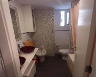 Bathroom of Flat to rent in  Valencia Capital  with Air Conditioner