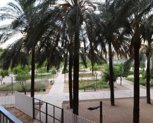 Exterior view of Flat to rent in  Valencia Capital  with Private garden, Furnished and Balcony