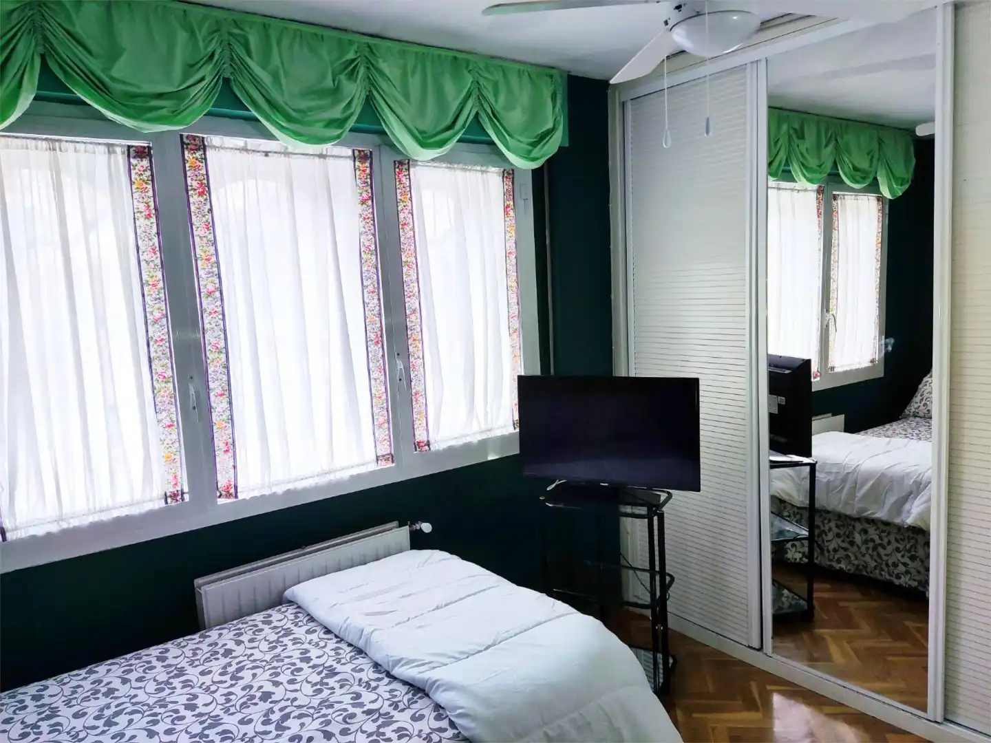 Bedroom of Houses for sale in Getafe  with Air Conditioner, Heating and Private garden