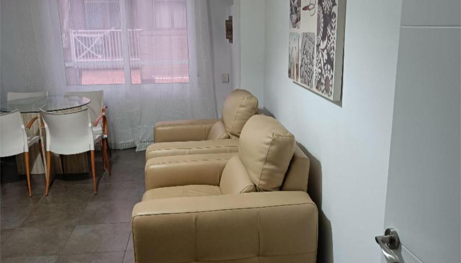 Photo 1 of Flat to rent in Carrer Cronista Viravens, 17, Carolinas Bajas, Alicante