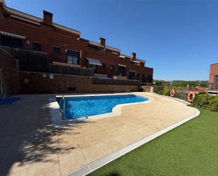 Swimming pool of Single-family semi-detached for sale in Sant Andreu de la Barca  with Air Conditioner, Terrace and Swimming Pool