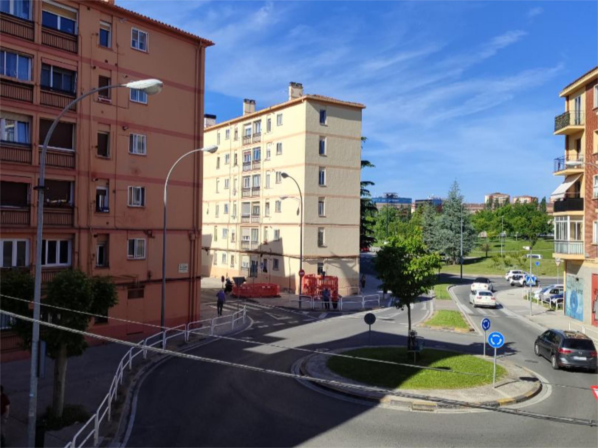 Exterior view of Flat for sale in  Pamplona / Iruña  with Terrace and Balcony