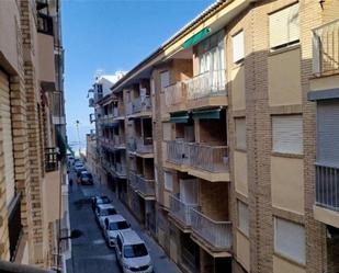 Vista exterior de Pis en venda en Torrenueva Costa amb Terrassa, Moblat i Balcó