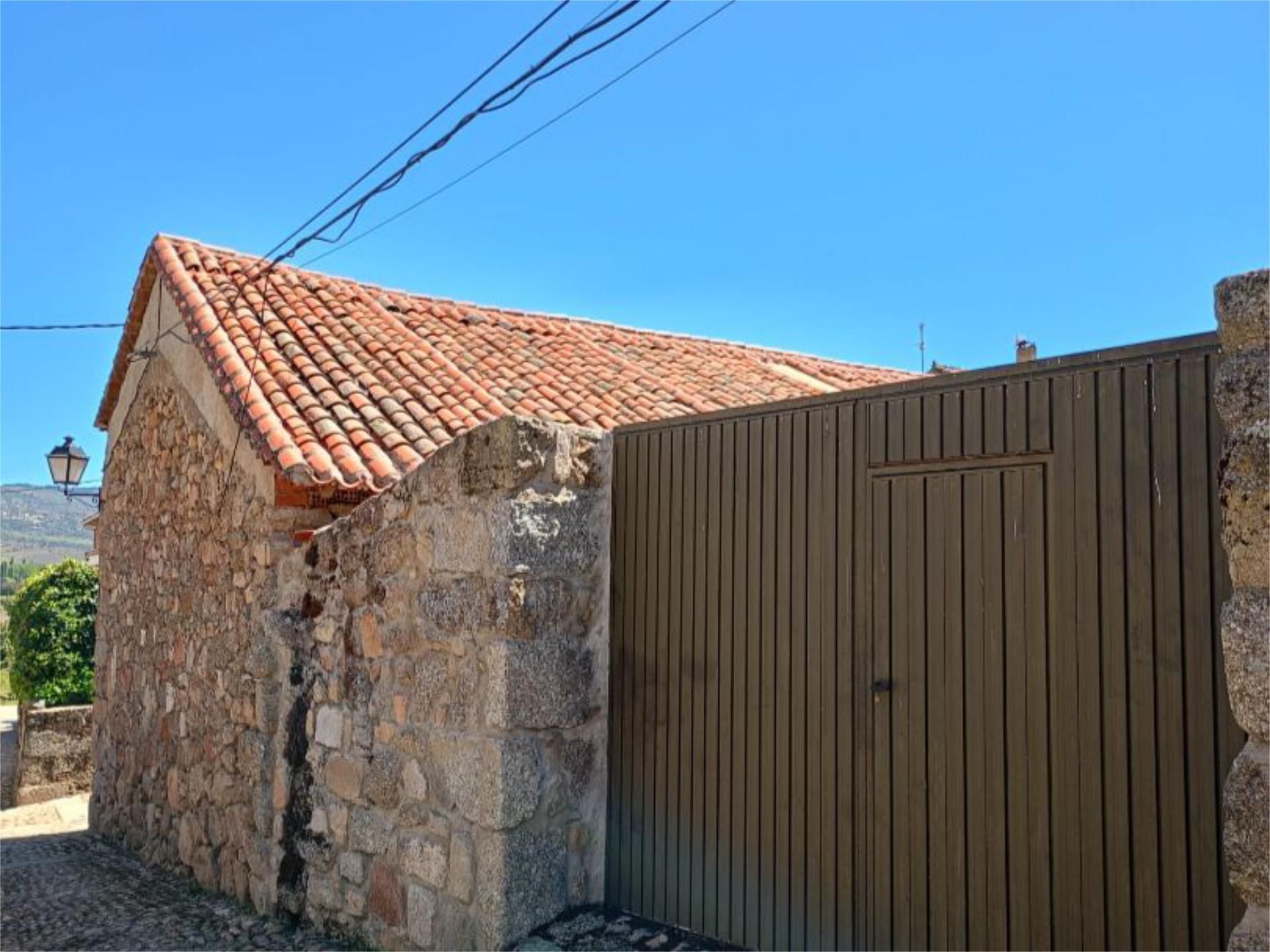 Exterior view of Single-family semi-detached for sale in Bonilla de la Sierra