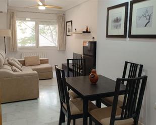 Dormitori de Apartament de lloguer en  Jaén Capital amb Aire condicionat, Calefacció i Moblat