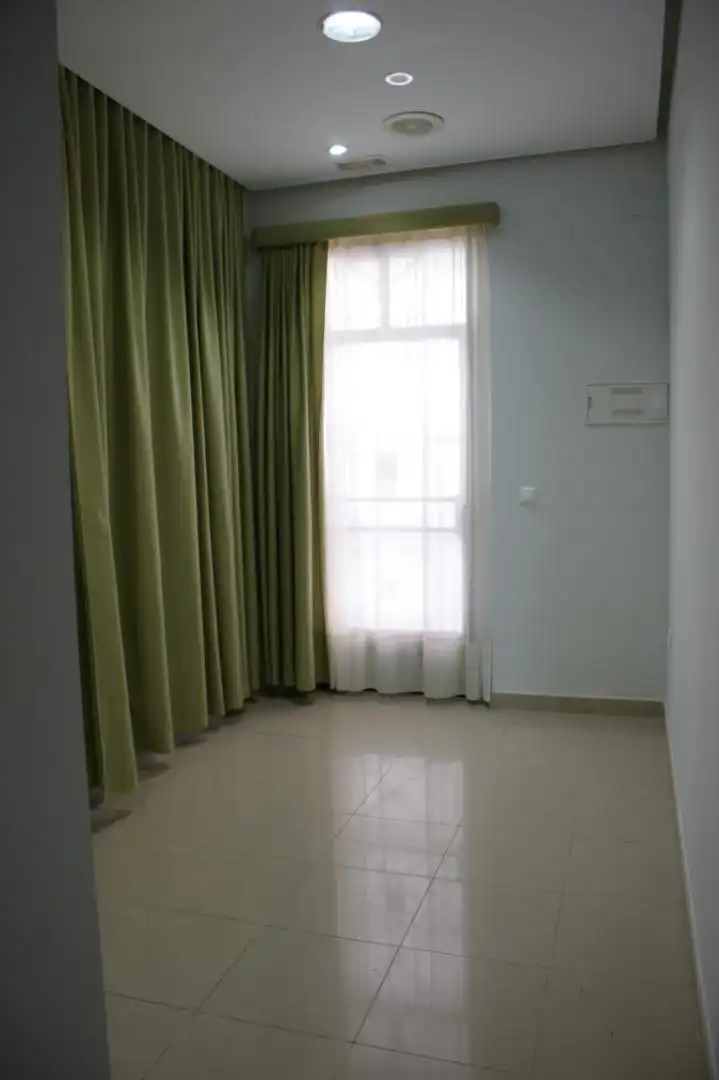 Bedroom of Office for rent in Alzira