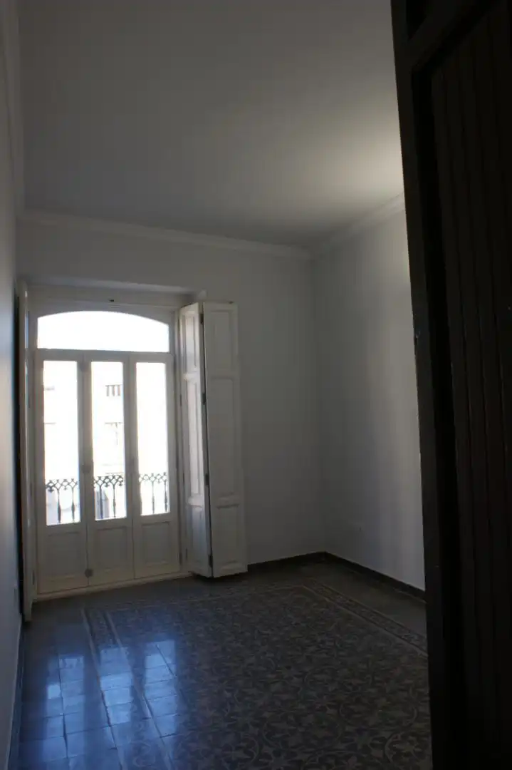 Bedroom of Office for rent in Alzira