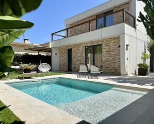 Swimming pool of House or chalet to rent in Paterna  with Air Conditioner, Heating and Private garden