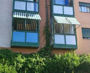 Vista exterior de Pis de lloguer en  Madrid Capital amb Aire condicionat, Calefacció i Jardí privat