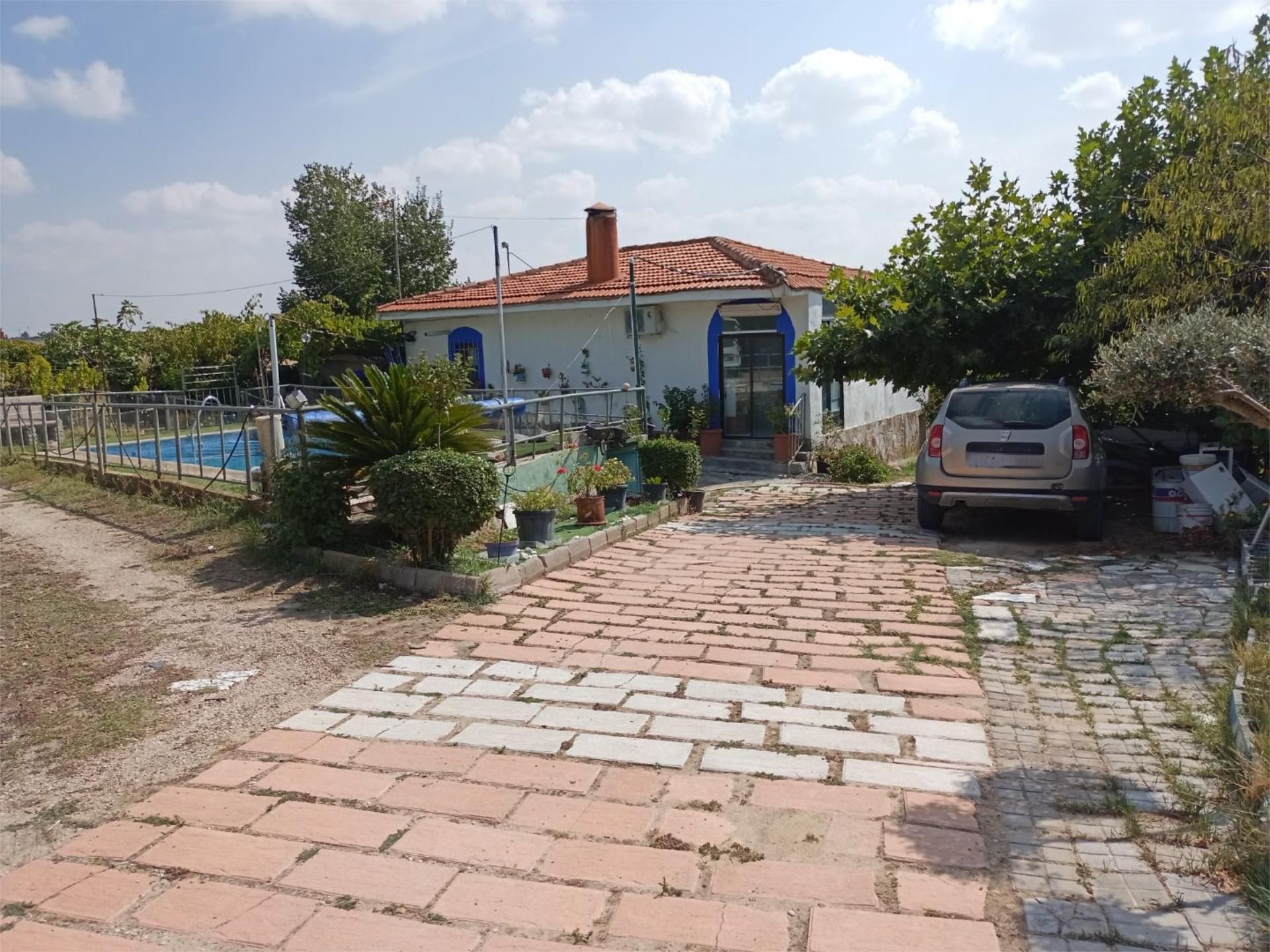 Exterior view of Flat for sale in El Viso de San Juan  with Air Conditioner and Swimming Pool
