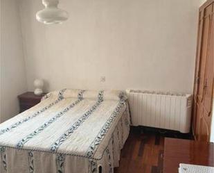 Dormitori de Casa o xalet de lloguer en Herrera de Pisuerga amb Calefacció, Jardí privat i Terrassa