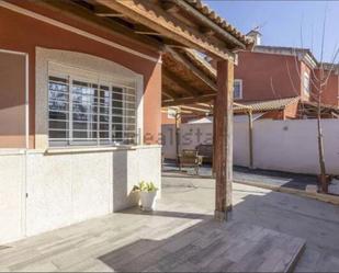 Exterior view of Single-family semi-detached for sale in La Pobla de Vallbona  with Heating, Private garden and Terrace