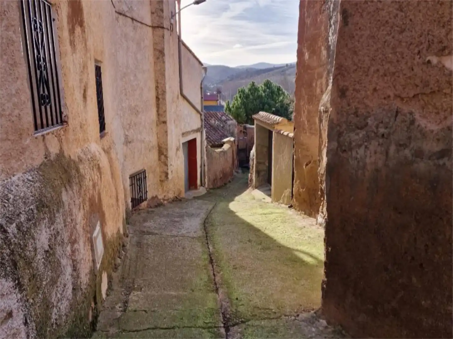 Vista exterior de Urbanitzable en venda en Zaragoza