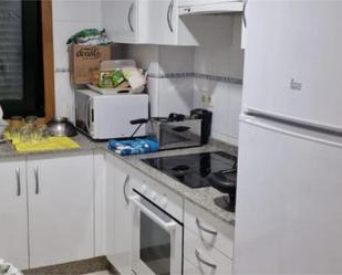 Cuina de Pis en venda en Ribeira amb Parquet, Traster i Moblat