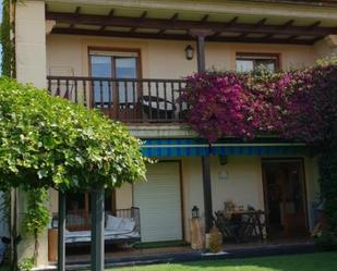 Terrassa de Casa o xalet en venda en Piélagos amb Balcó