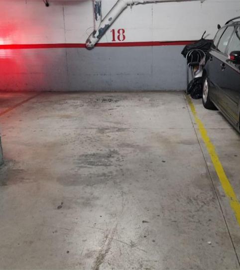 Photo 2 of Garage to rent in Carrer País Valencià, 1, Eixample - Can Bogunyà, Barcelona