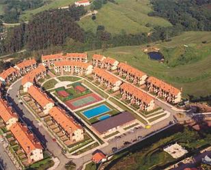 Vista exterior de Pis en venda en Comillas (Cantabria) amb Calefacció, Jardí privat i Parquet