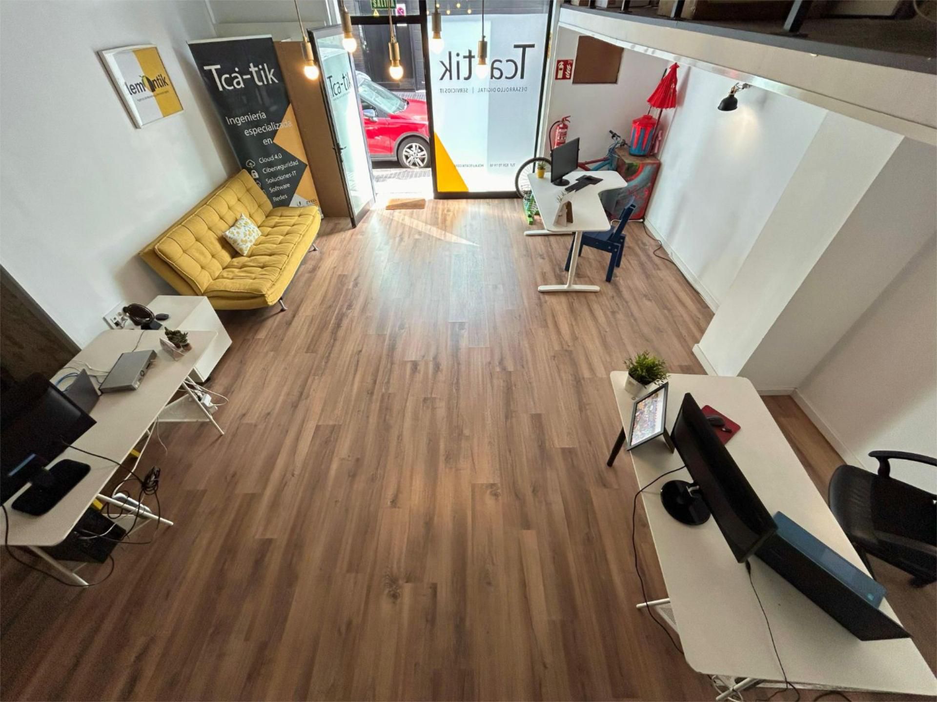 Local en venda en Las Palmas de Gran Canaria amb Aire condicionat, Parquet i Moblat