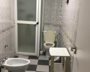 Bathroom of Flat to rent in  Granada Capital