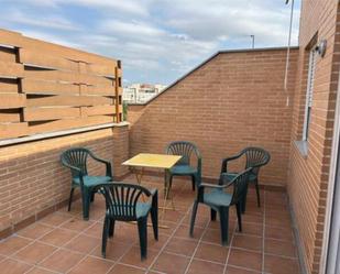 Study to rent in Los Rosales