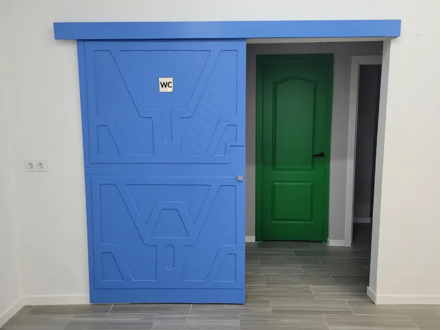 Commercial properties for rent in Avinguda del Primer de Maig, 36, L'Hort de Senabre Commercial properties for rent in Valencia with Air Conditioner and Furnished